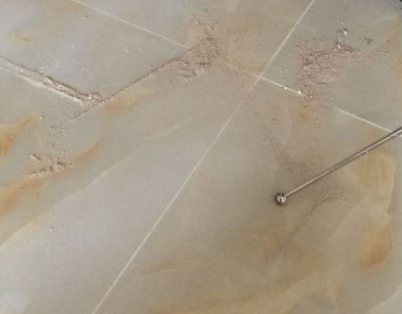 南通瓷砖空鼓维修公司分享粘合剂选择不当在瓷砖铺贴过程中可能导致以下问题
